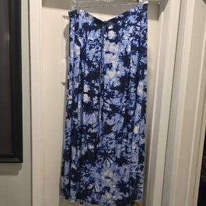 Metro Wear Blue and White lMaxi Skirt